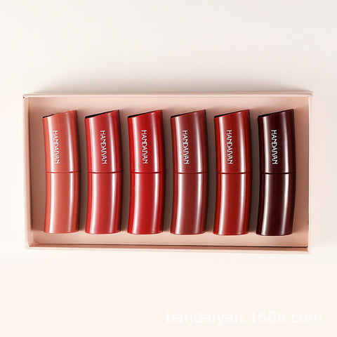 Non-drying velvet matte lipsticks