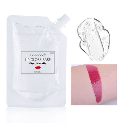 "Lip gloss gel with high shine effect"